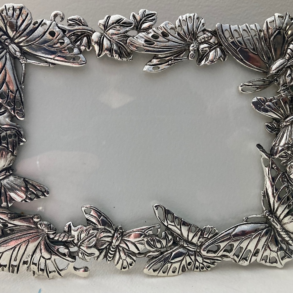 “HOST PICK” Sheffield House 3D Butterfly Metal 5x7 Frame - Picture 2 of 5